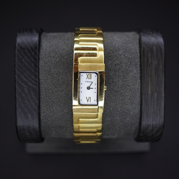 YEMA Paris YA186 Women's Quartz Goldtone